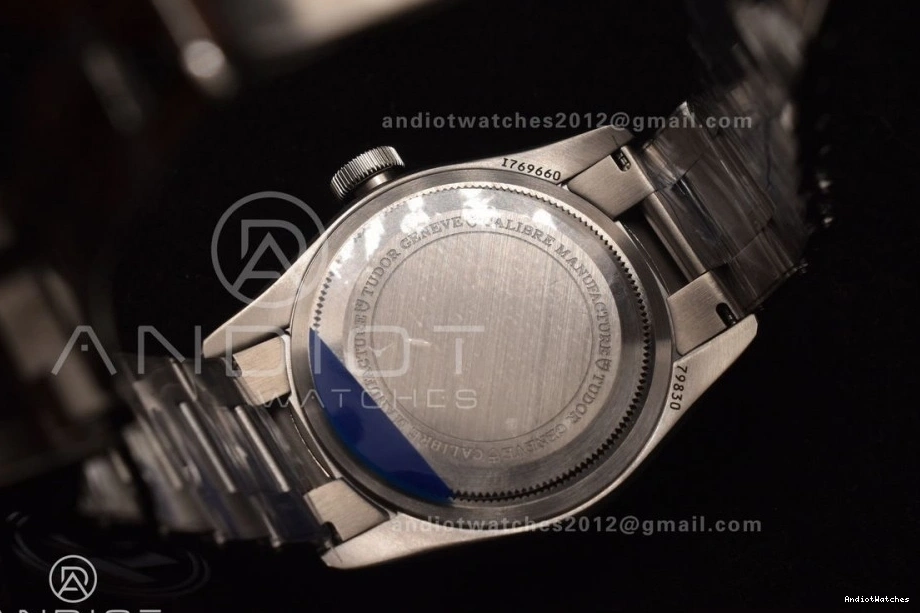 Edition Pepsi Blue Bracelet Dial White on SoftTouch ZF Black Best A 521 Bay Bezel 1:1 Red GMT SS 0228